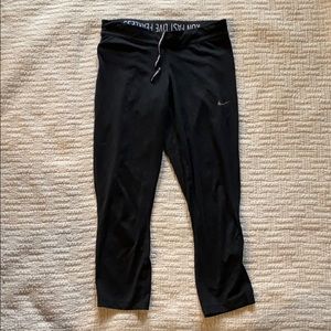 Nike Black Crop Leggings